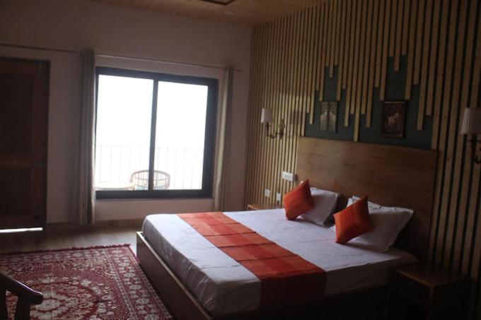 Starry Sky Hotel Joshīmath 外观 照片